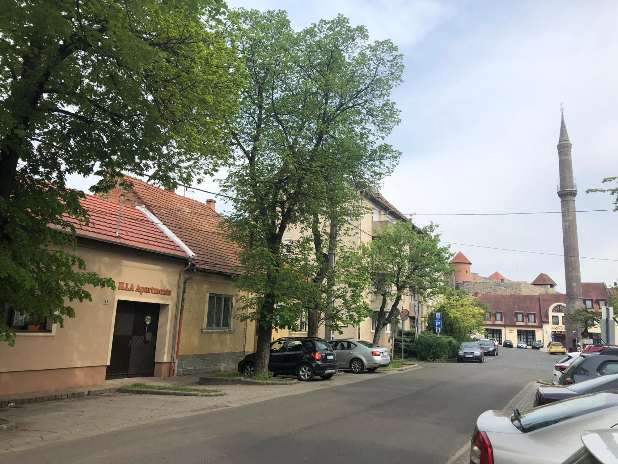 Illa Apartments Eger Exterior photo